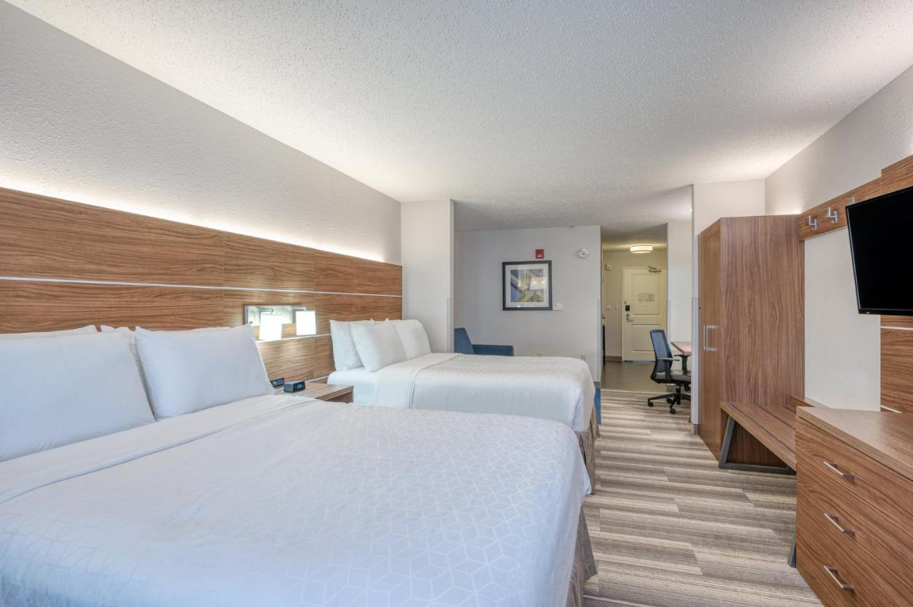 Express & By Ihg Vandalia