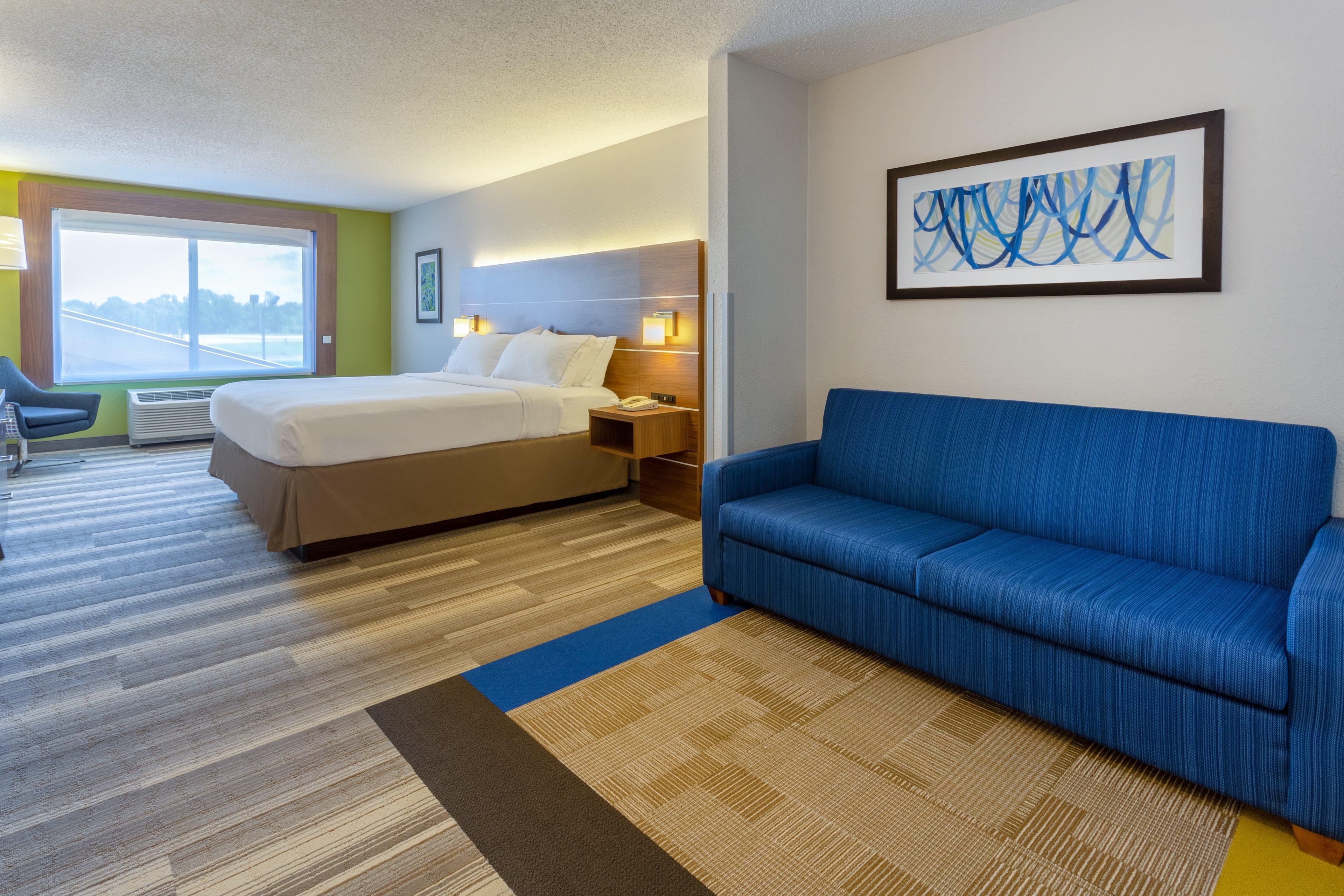 Express & By Ihg Vandalia