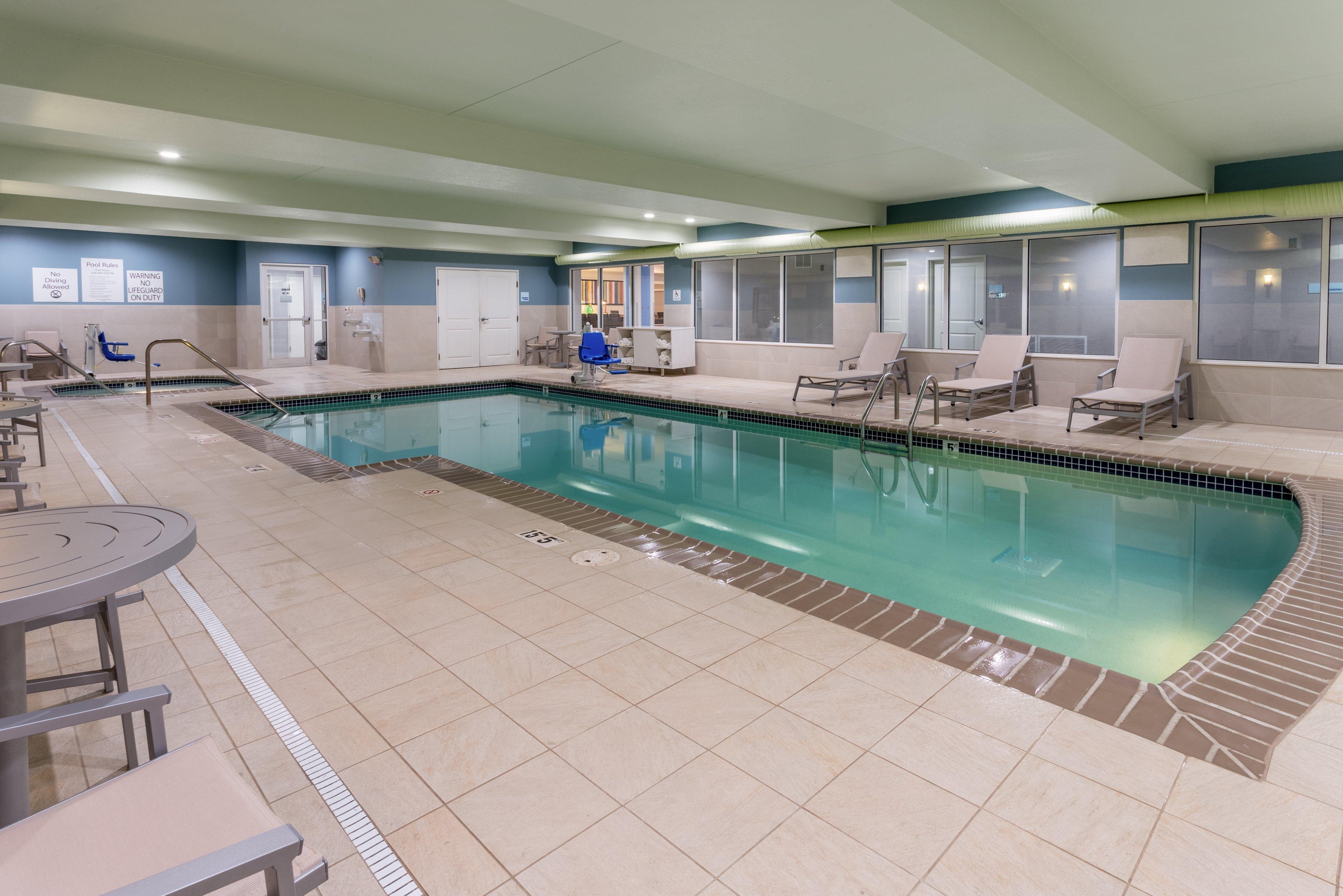 Hotel Express & By Ihg 3*