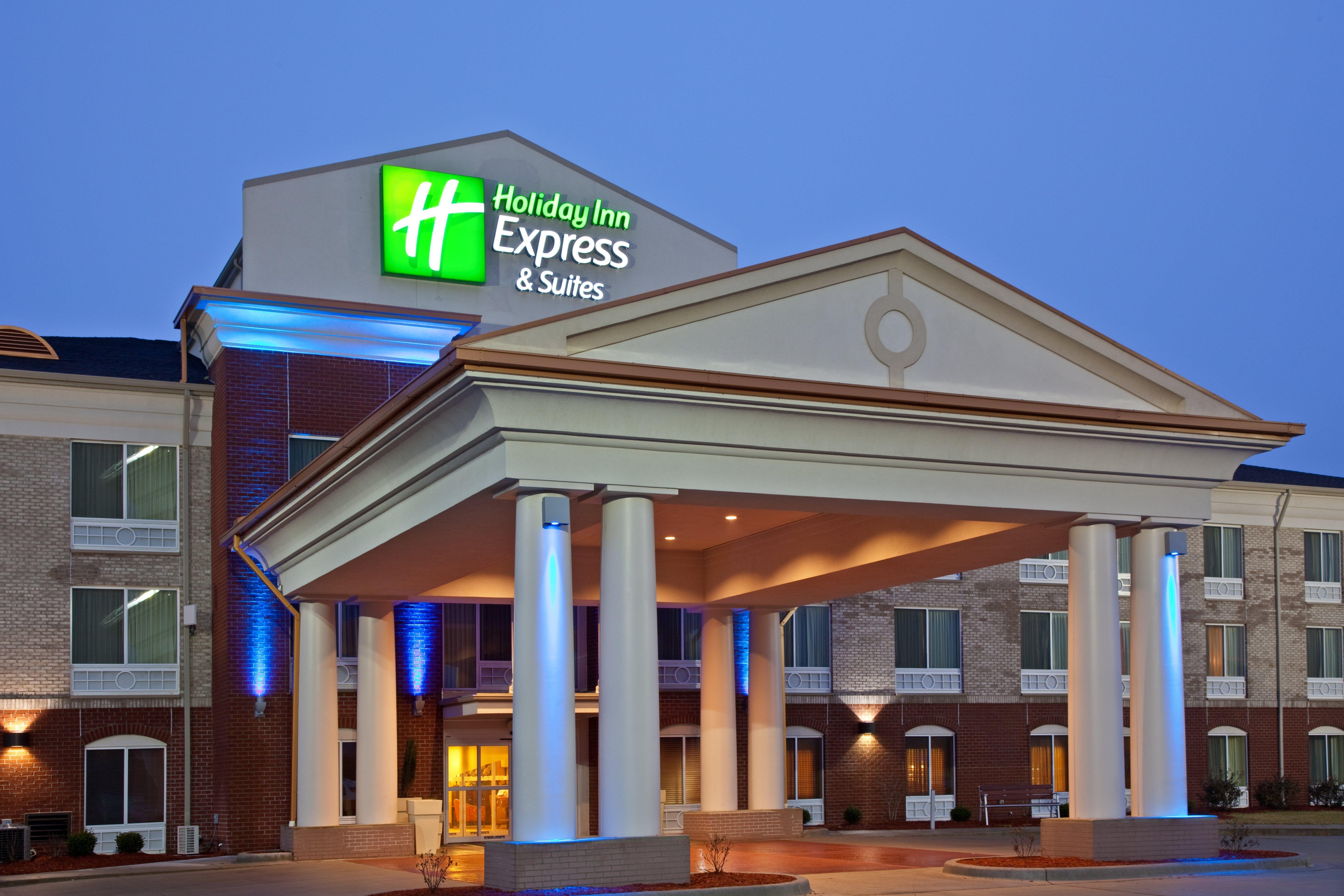 Express & By Ihg Vandalia