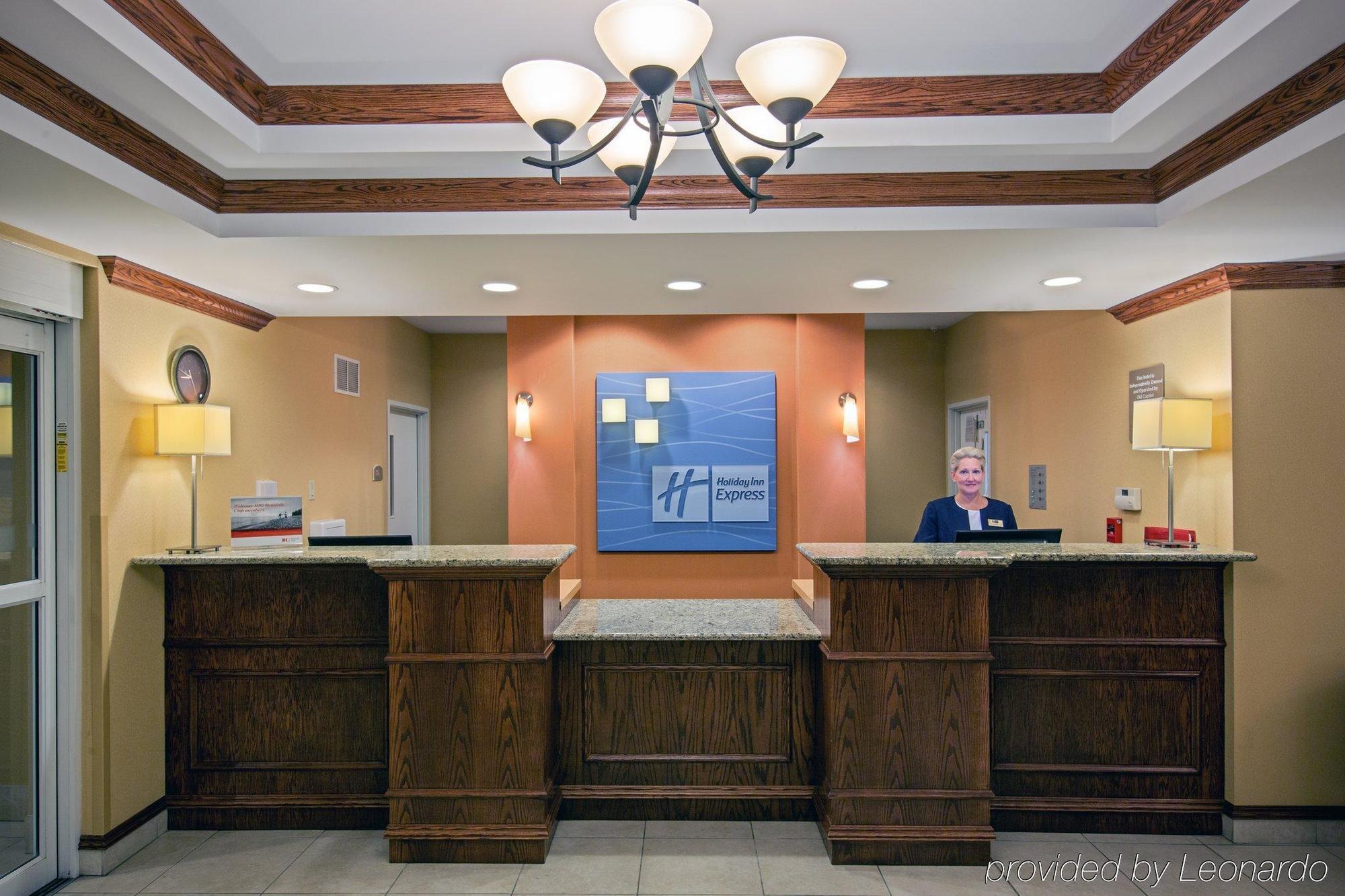 Hotel Express & By Ihg