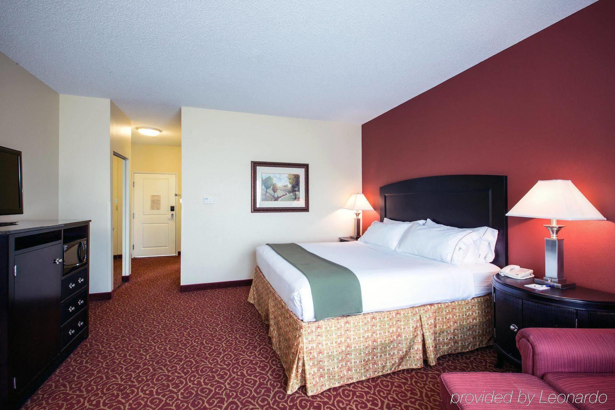 Express & By Ihg 3* Vandalia