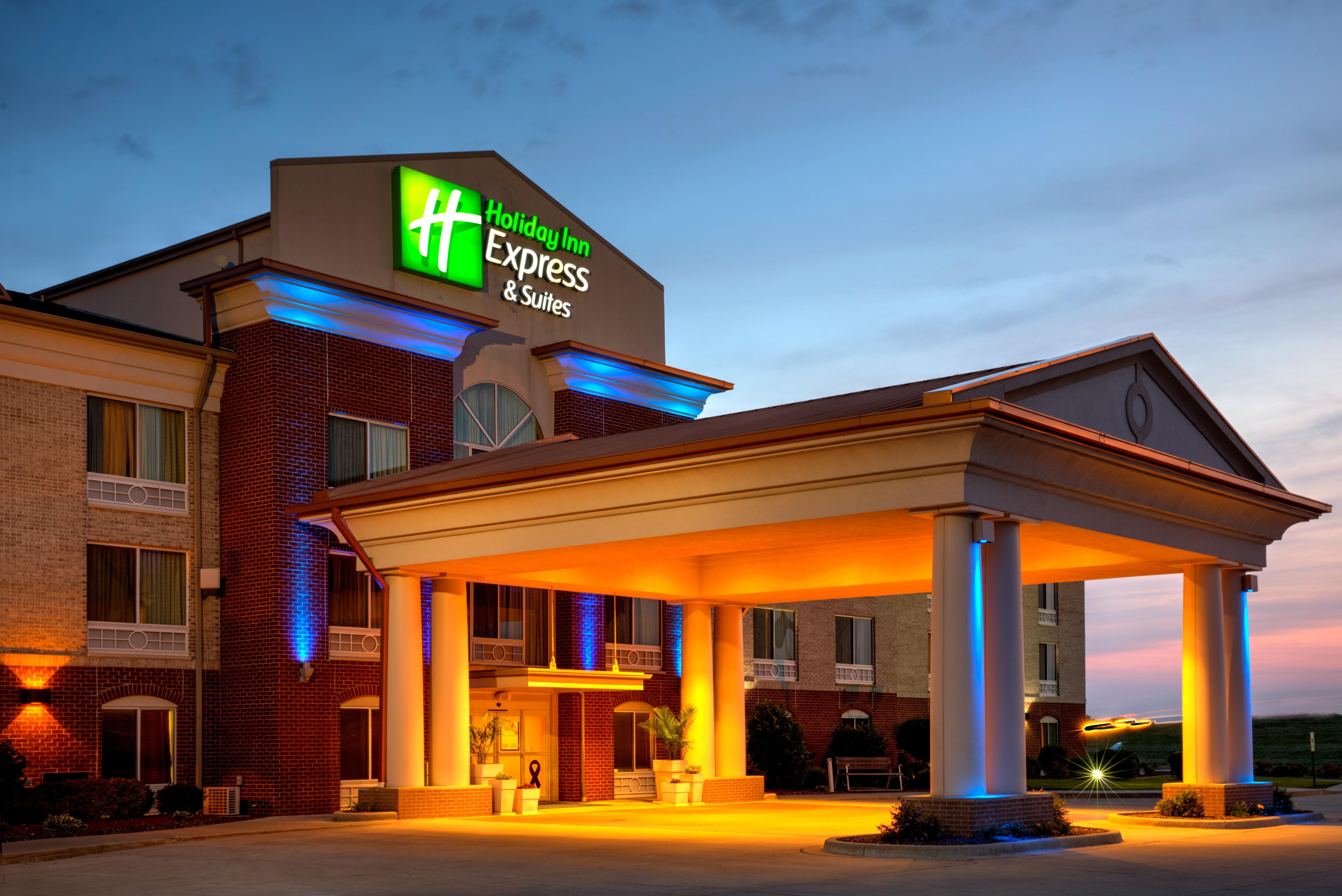 Holiday Express & By Ihg 3*