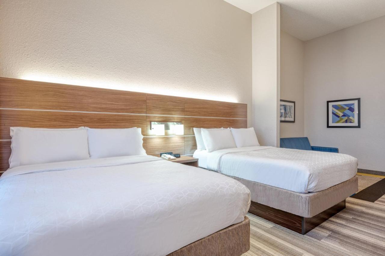 Express & By Ihg